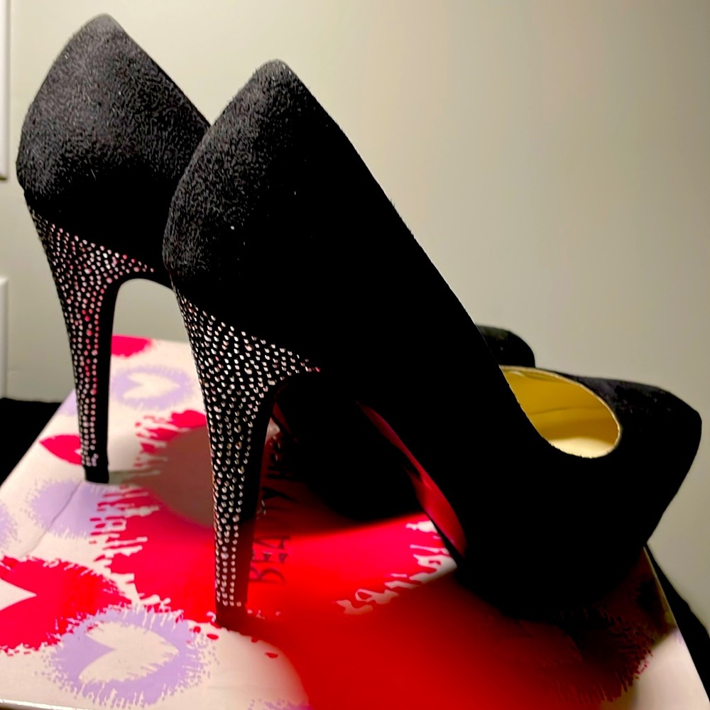 Blk suede heels with rhinestone heel